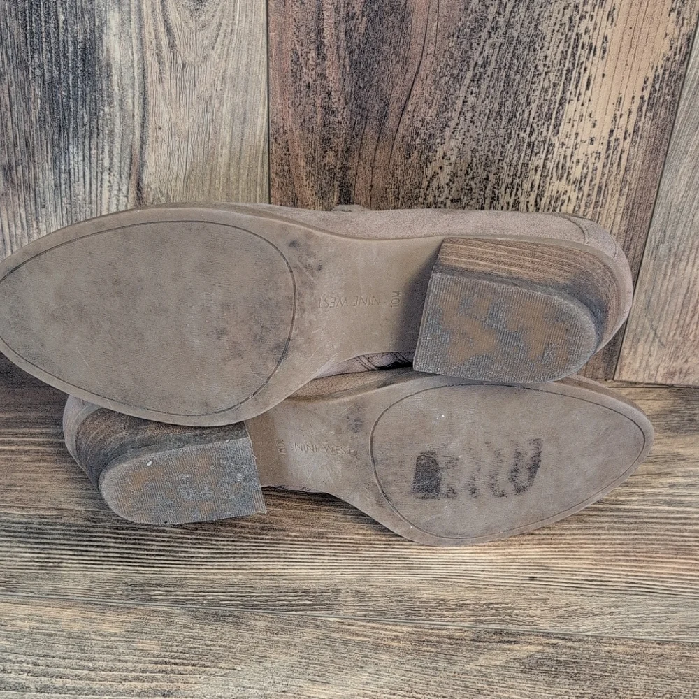 Nine West Tan Suede-like Kader Ankle Booties 10M